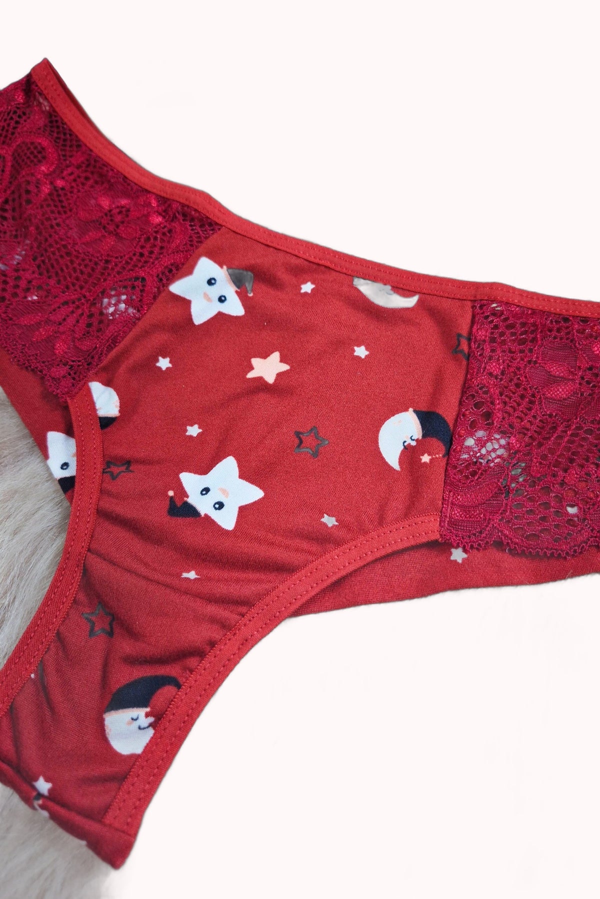 Calcinha em Suede Estampado com Renda – Doce Malícia