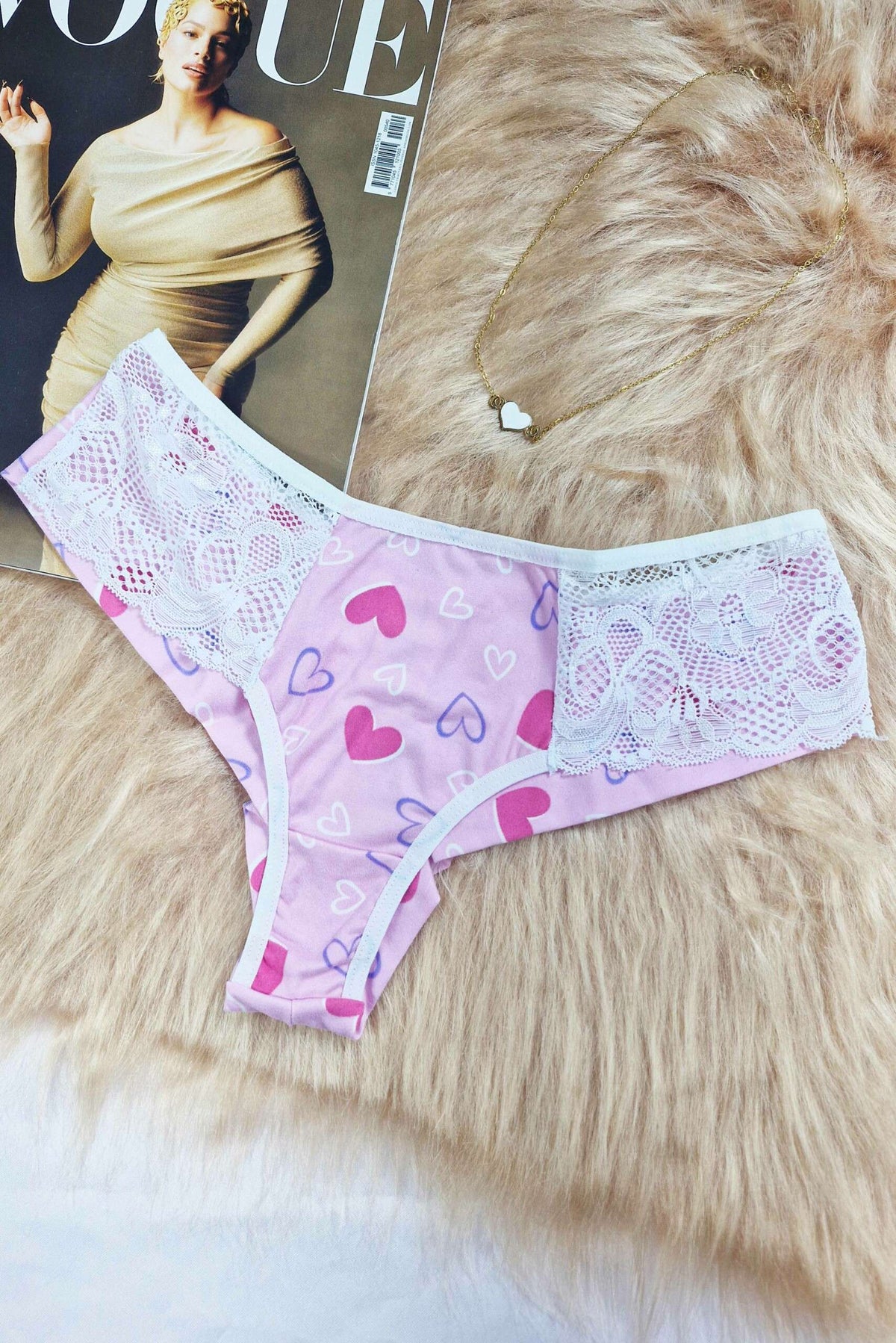 Calcinha em Suede Estampado com Renda em Branco – Doce Malícia