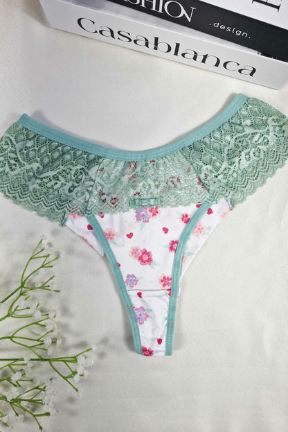 Calcinha Estampada com Renda Vazada em azul-Marinho – Doce Malícia