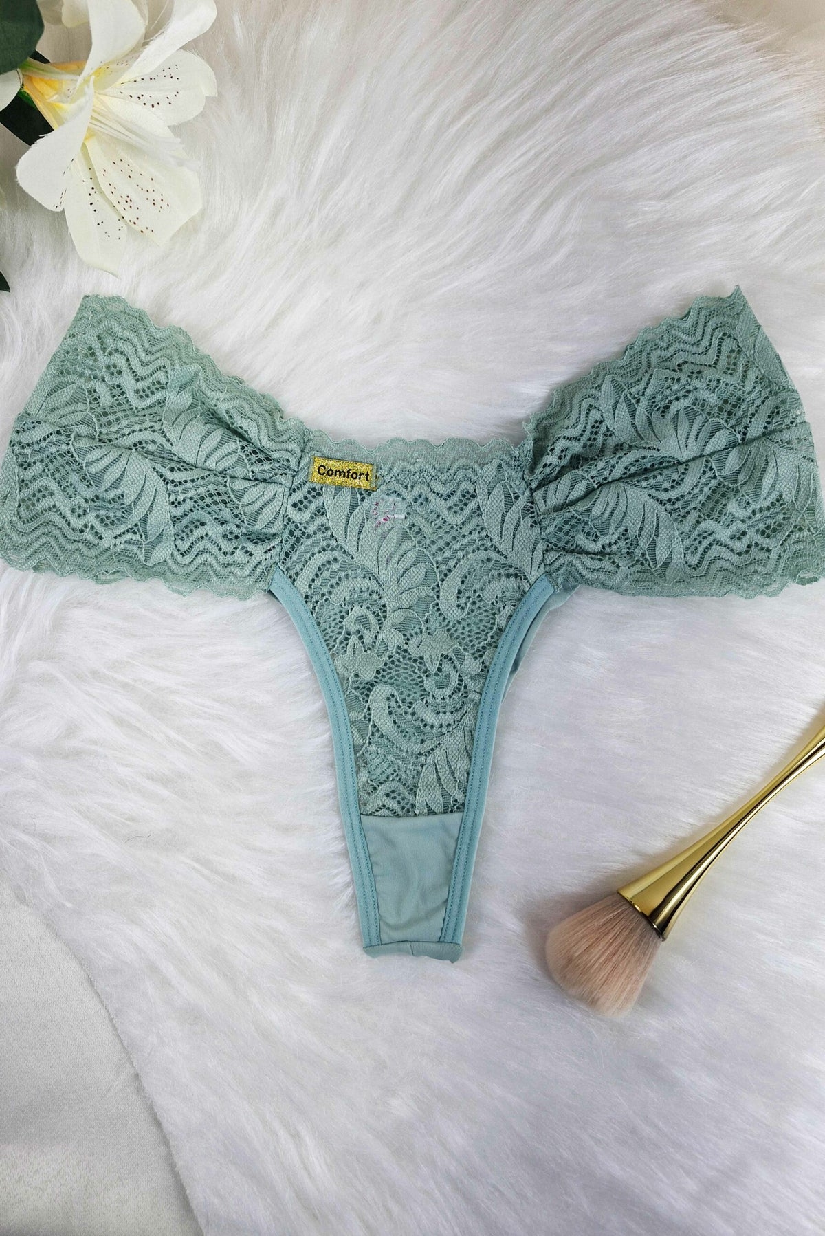 Calcinha Fio Duplo de Renda em Branco – Doce Malícia