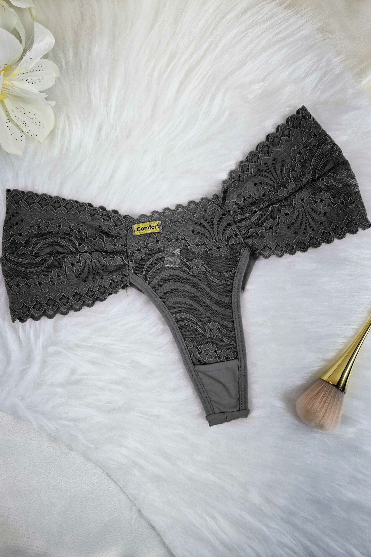 Calcinha Fio Duplo de Renda em Branco – Doce Malícia