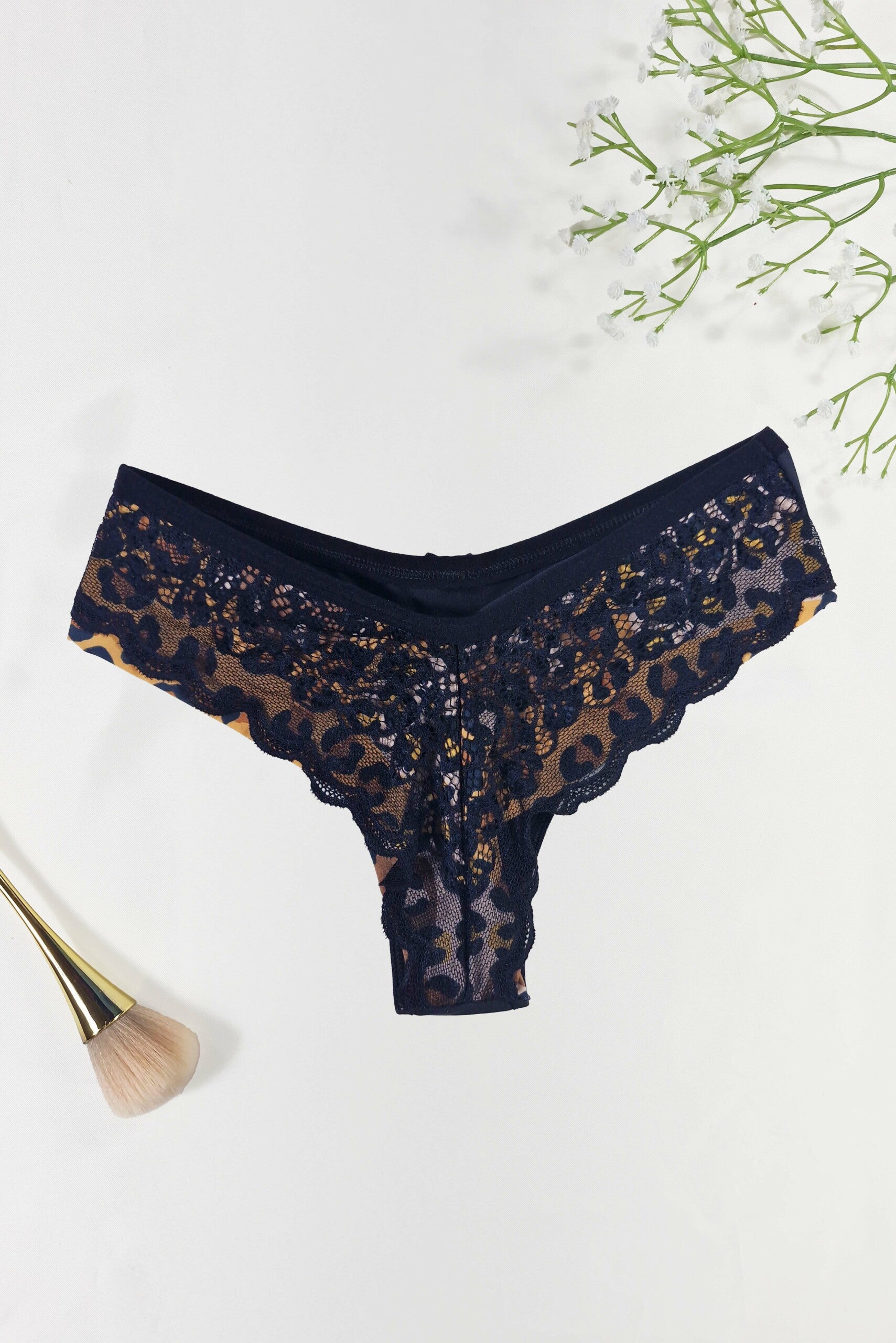 Calcinha Fio Duplo Estampado com em Branco – Doce Malícia