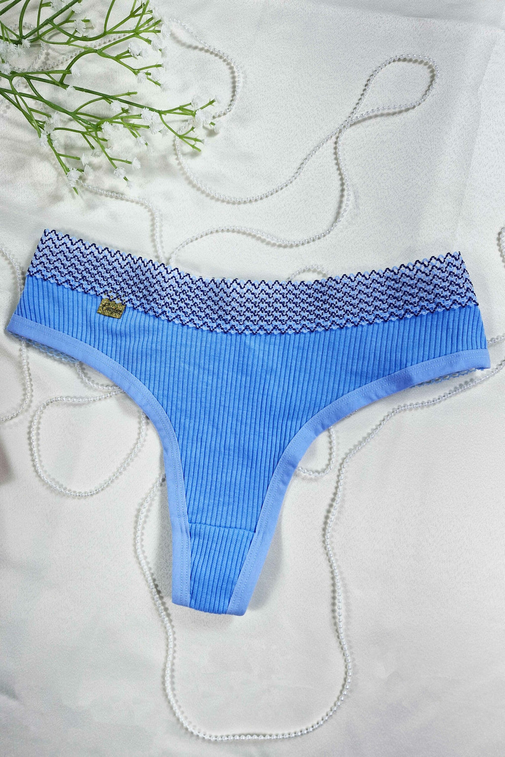 Calcinha Fio Sexy Canelado com Renda em Fantástico – Doce Malícia