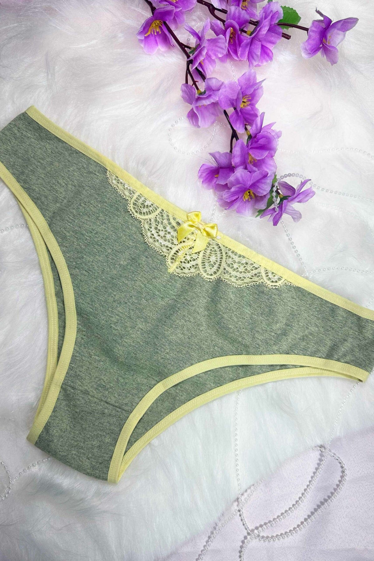 Calcinha em algodão conforto com em amarelo – Doce Malícia