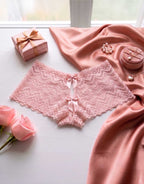 Calesson da Renda com Fenda Coração em Preto – Doce Malícia
