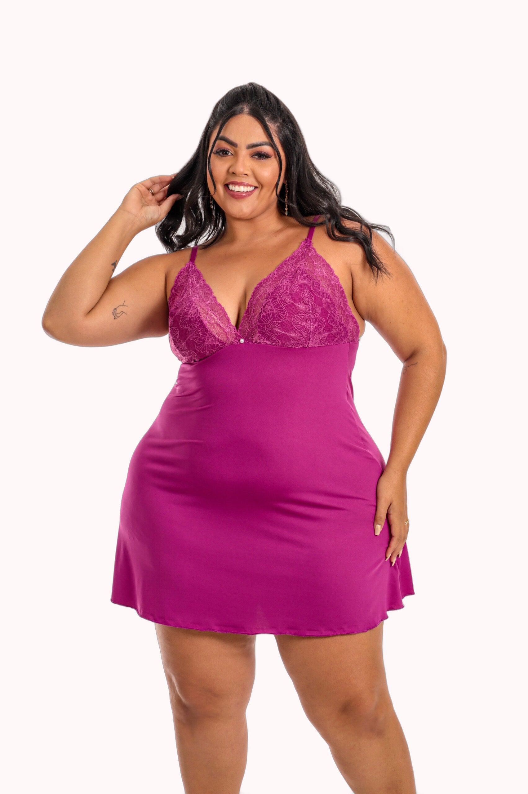 Camisola Básica Plus Size com Renda – Doce Malícia