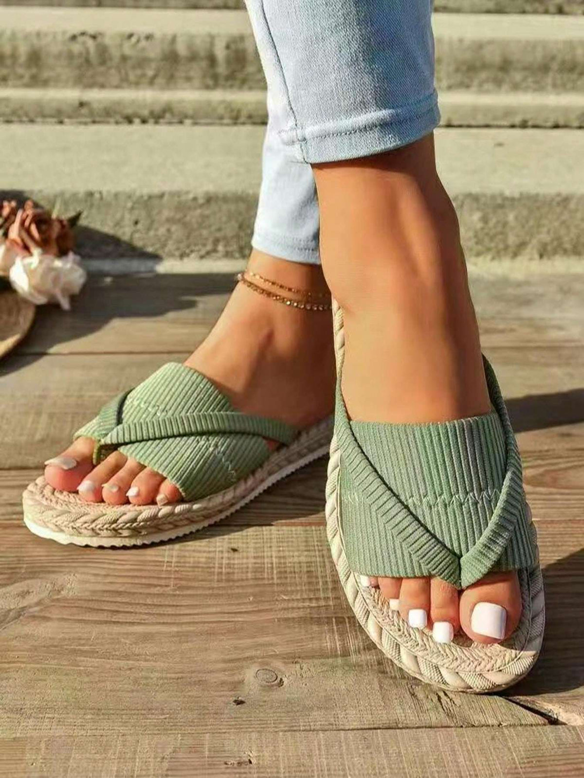 Chinelo Slide Cross Canelado – Doce Malícia