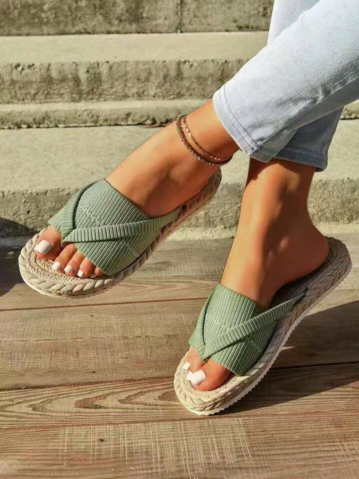 Chinelo Slide Cross Canelado – Doce Malícia