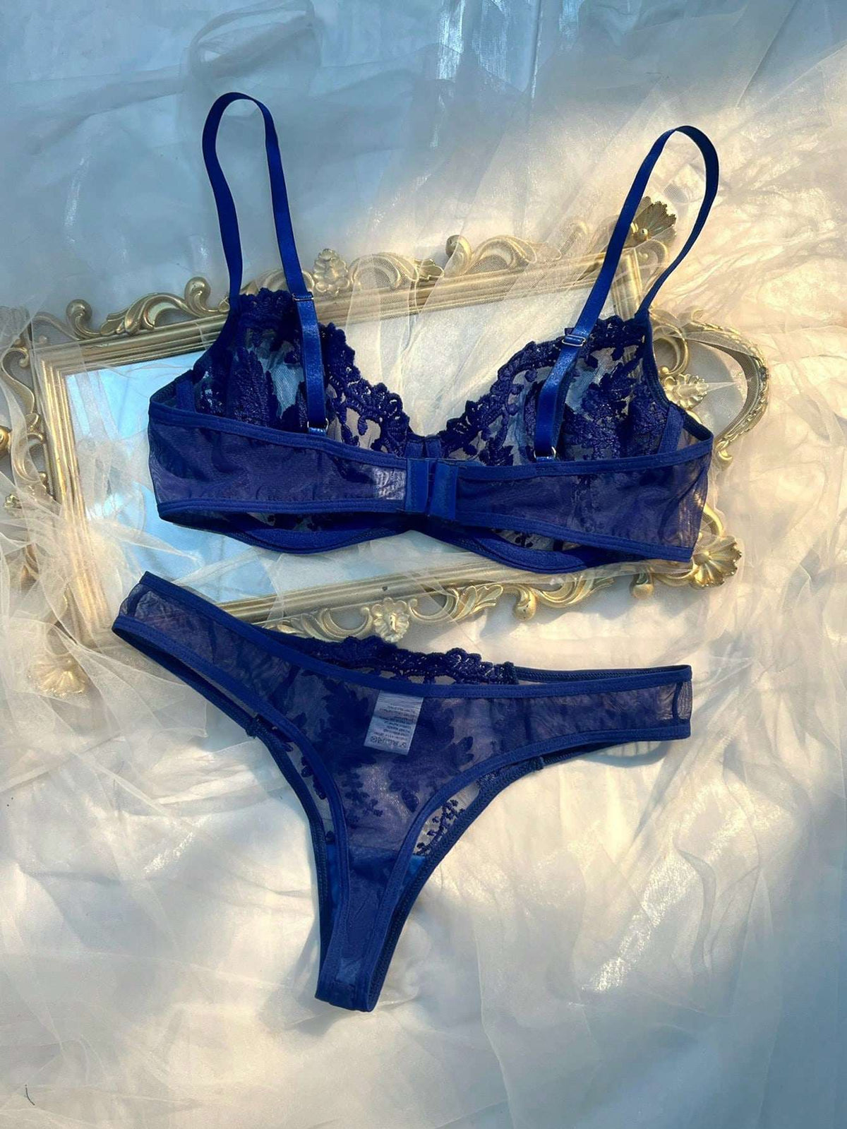 Conjunto de Lingerie Bordado Floral com Bojo – Doce Malícia