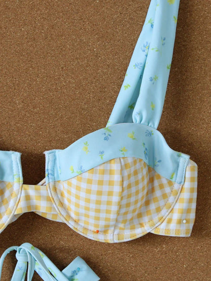 Conjunto Praia Biquíni Xadrez + Vestido Floral – Doce Malícia