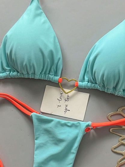 Biquíni Bicolor Turquesa e Coral com Argola Coração – Doce Malícia