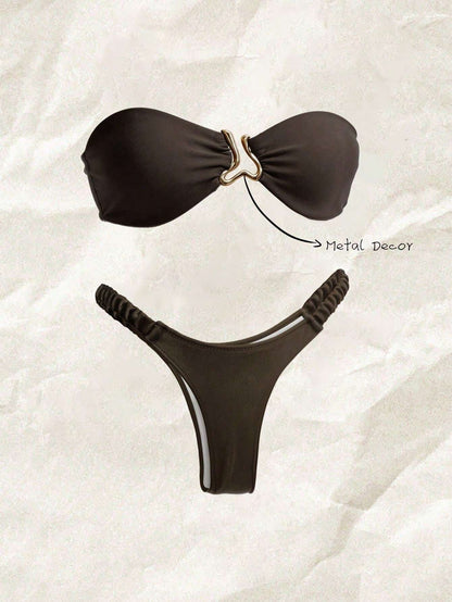 Biquíni Bandeau Marrom com Argola Metálica – Doce Malícia