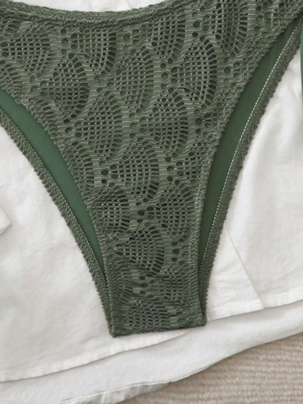 Biquíni Crochê Verde com Contas – Doce Malícia