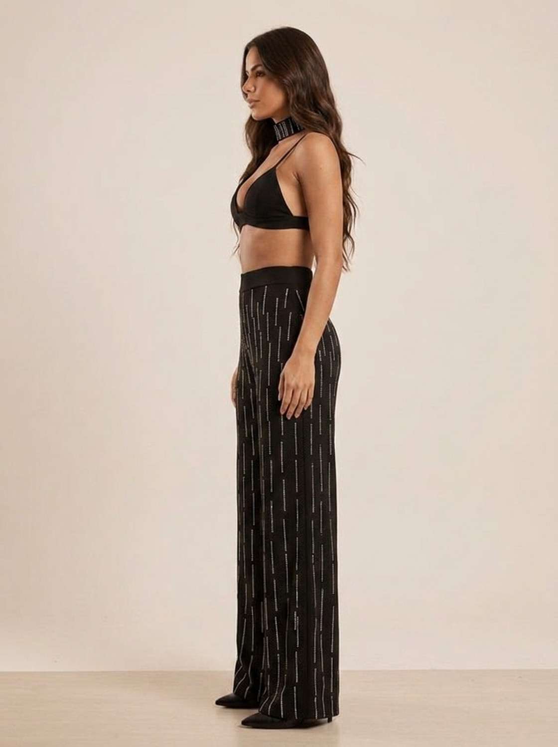 Conjunto Melina Calça + Cropped + Choker Strass - Preto