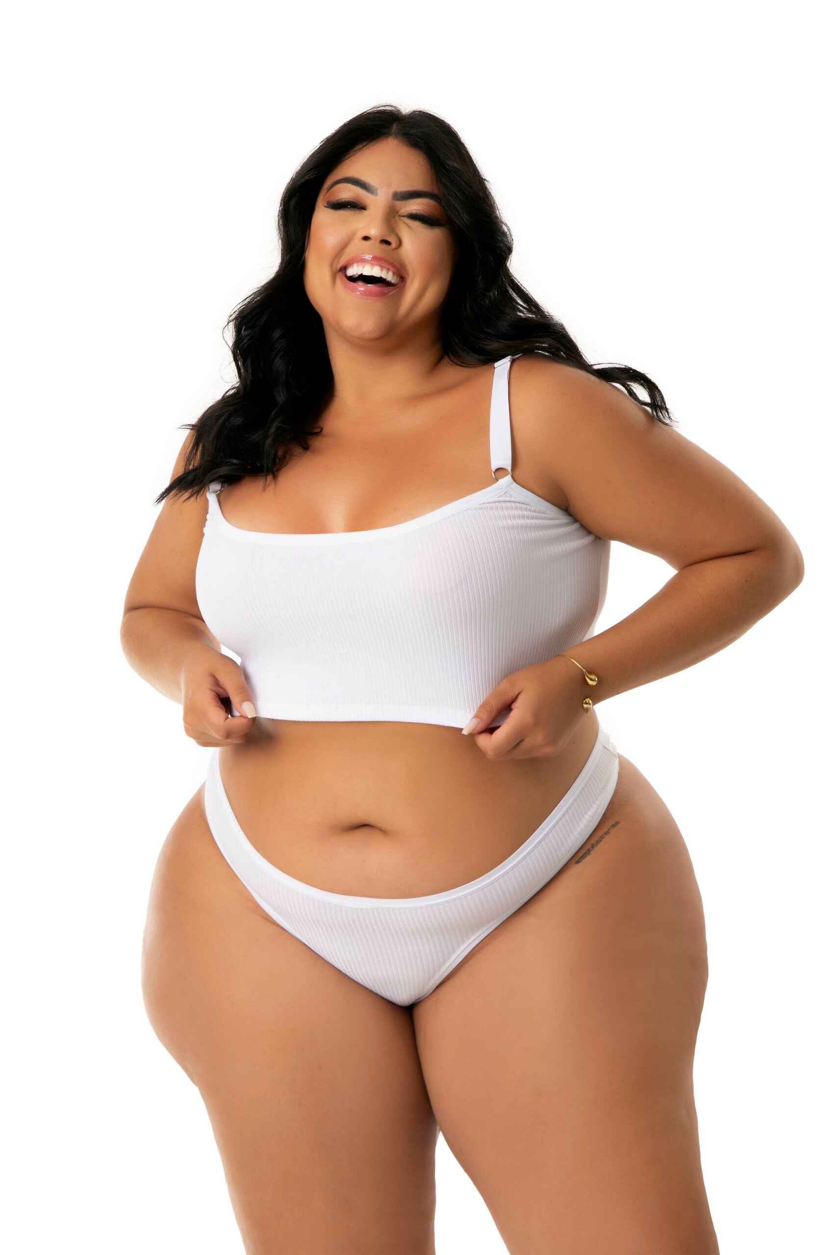 Conjunto Canelado Plus Size em Branco – Doce Malícia