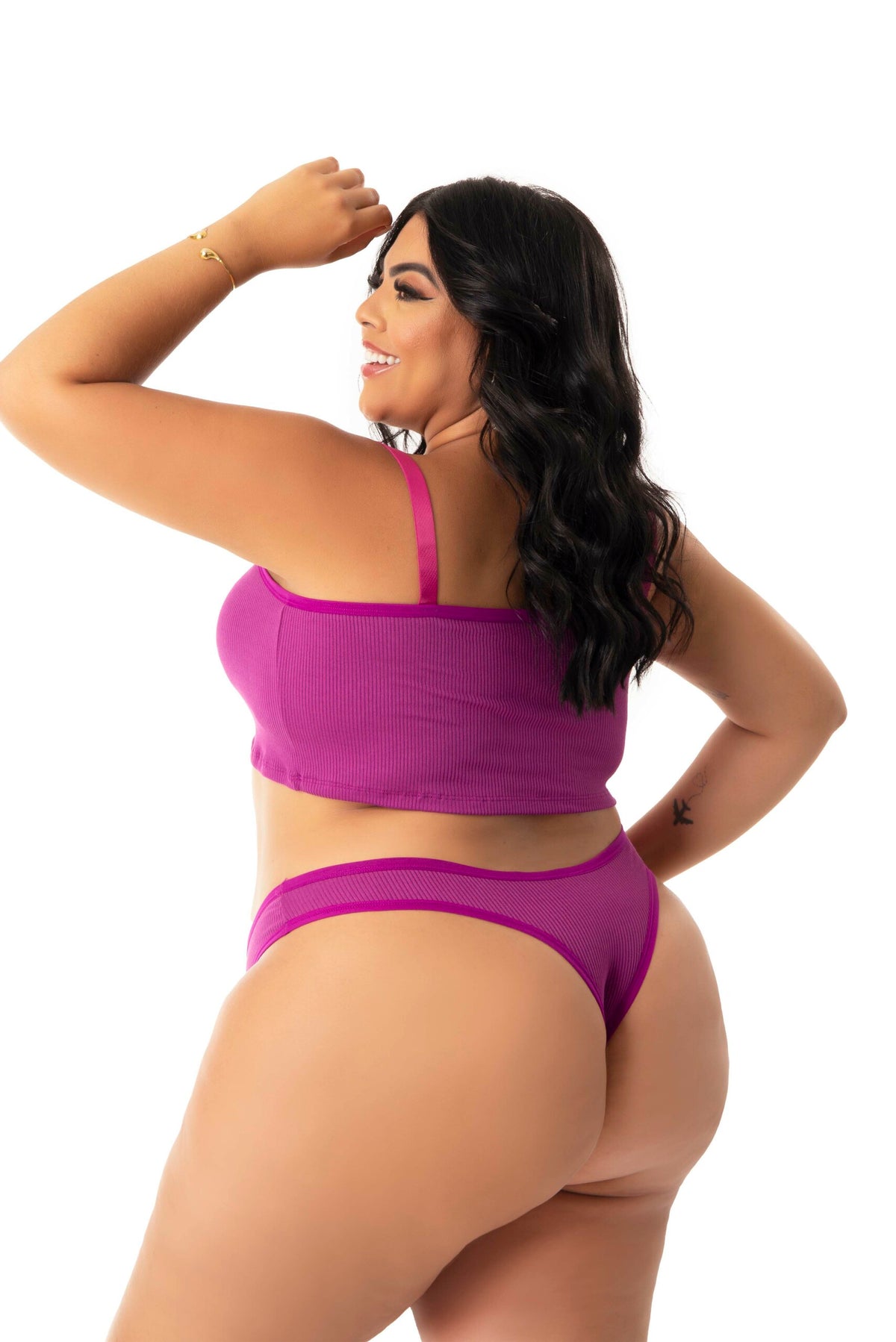 Conjunto Canelado Plus Size em Branco – Doce Malícia