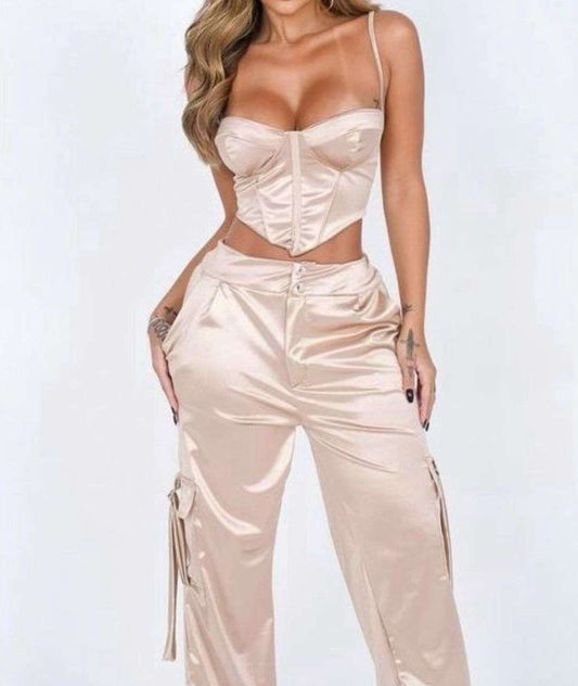 Conjunto Carmella Cropped Corselet e Calça Cargo Crepe Prada - Areia