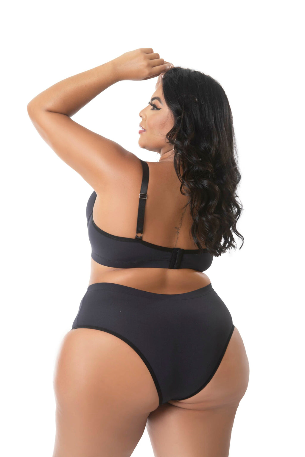 Conjunto de lingerie reforçado Plus Size em azul-Marinho – Doce Malícia