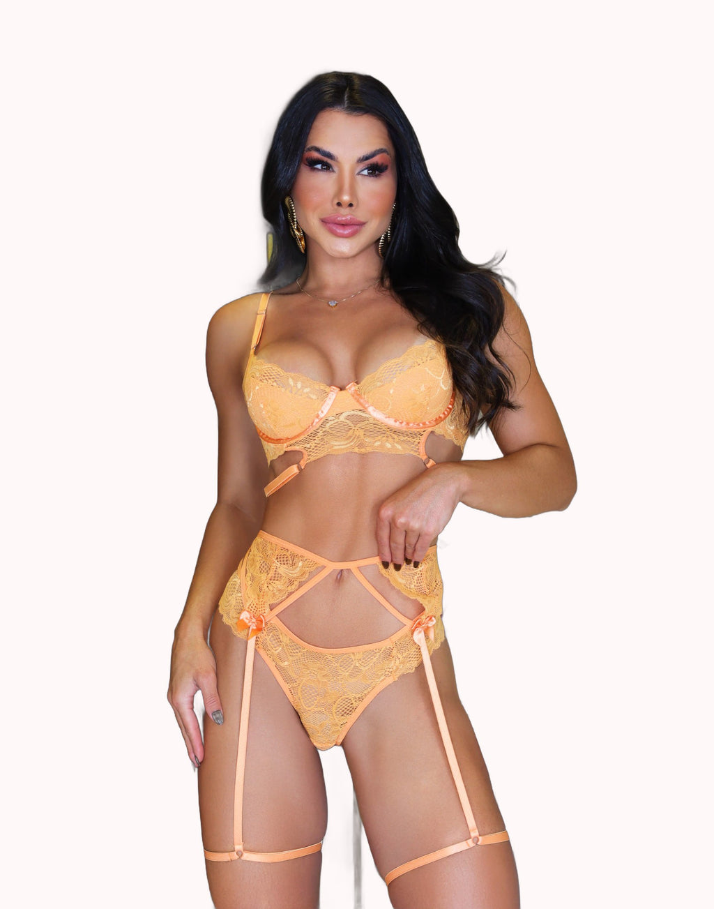 Conjunto de Renda com Cinta Liga Sensual – Doce Malícia