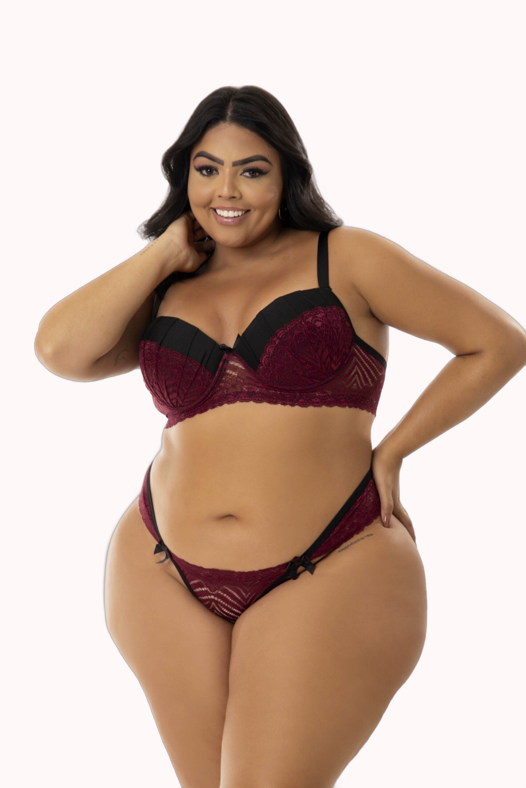 Conjunto de Renda e Microfibra Plus Size – Doce Malícia