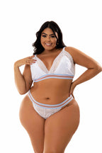 Conjunto de renda Plus Size em azul-Marinho – Doce Malícia