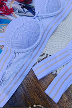 Conjunto de Lingerie Brilhosa em Branco – Doce Malícia