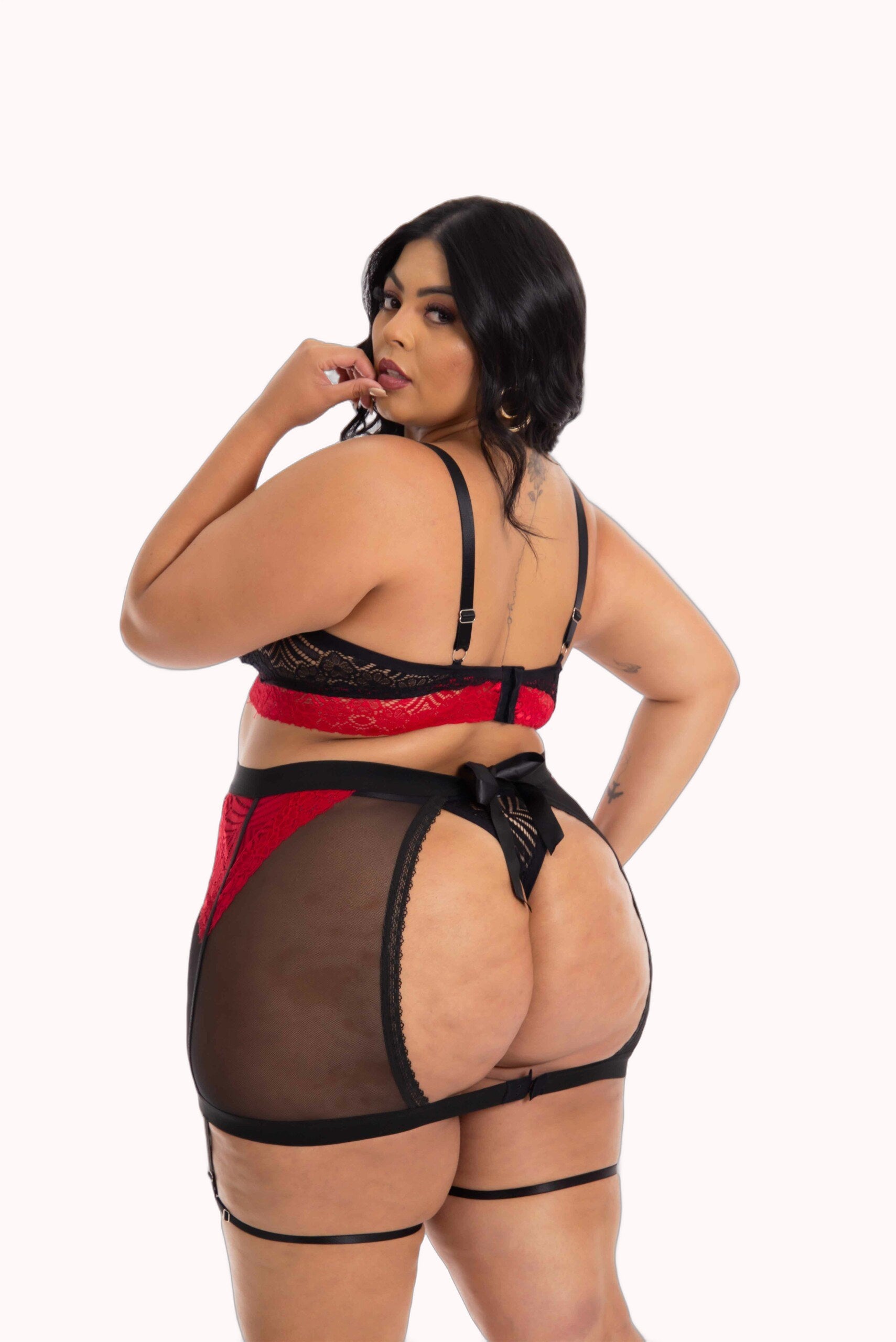 Conjunto Plus Size com Saia Fetiche – Doce Malícia