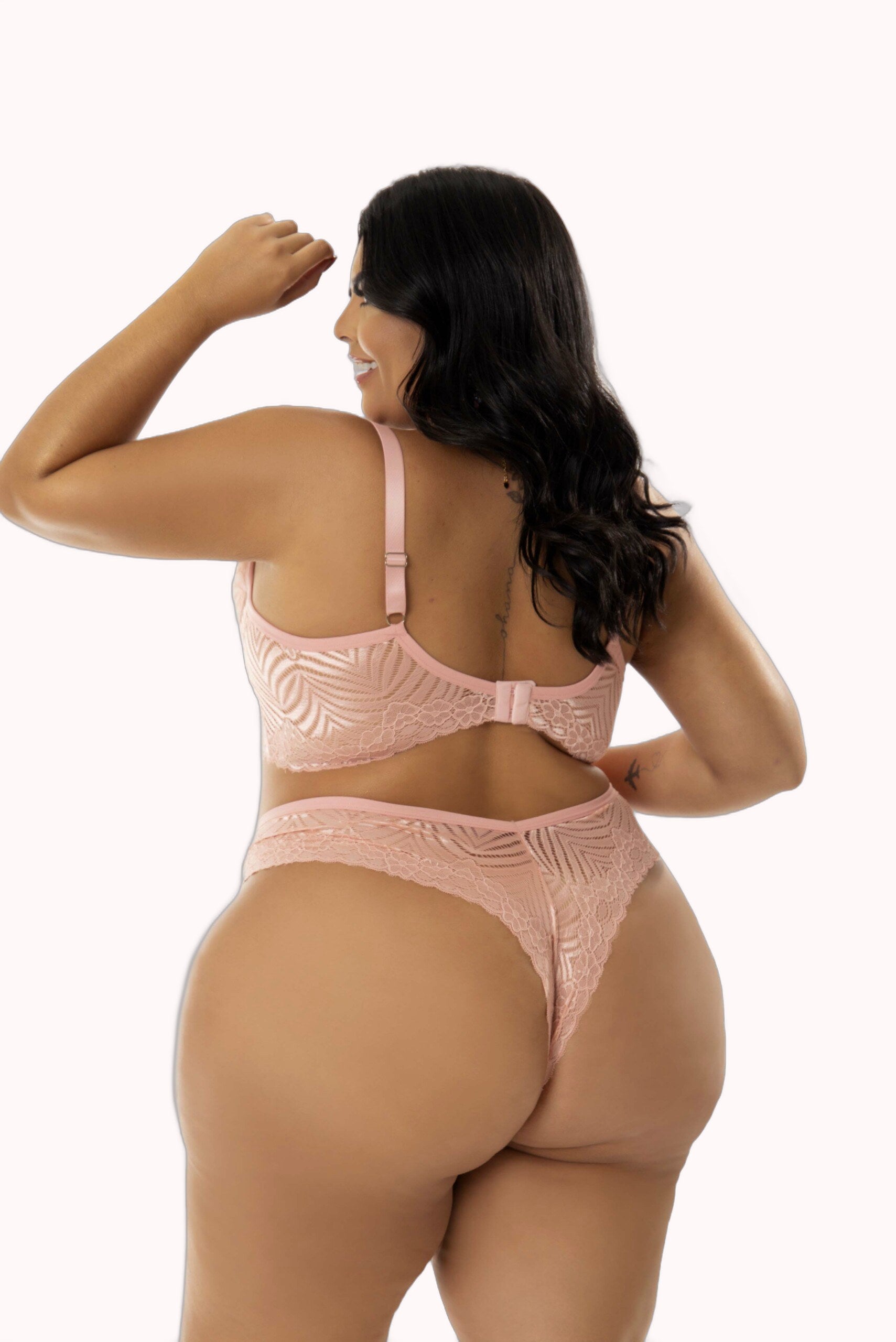 Conjunto Plus Size Feminino de Renda – Doce Malícia