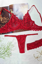 Conjunto Sensual com Perneira em Branco – Doce Malícia