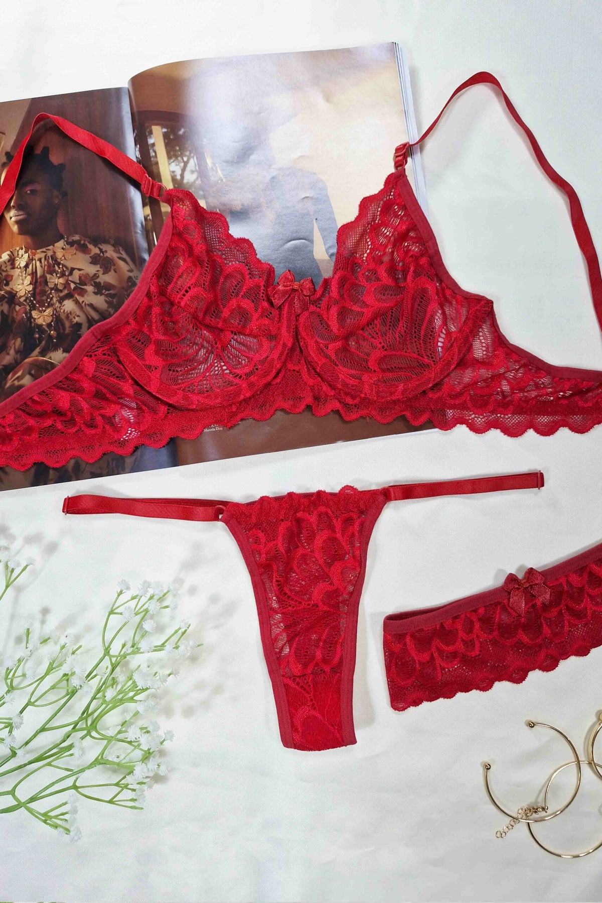 Conjunto Sensual com Perneira em Branco – Doce Malícia