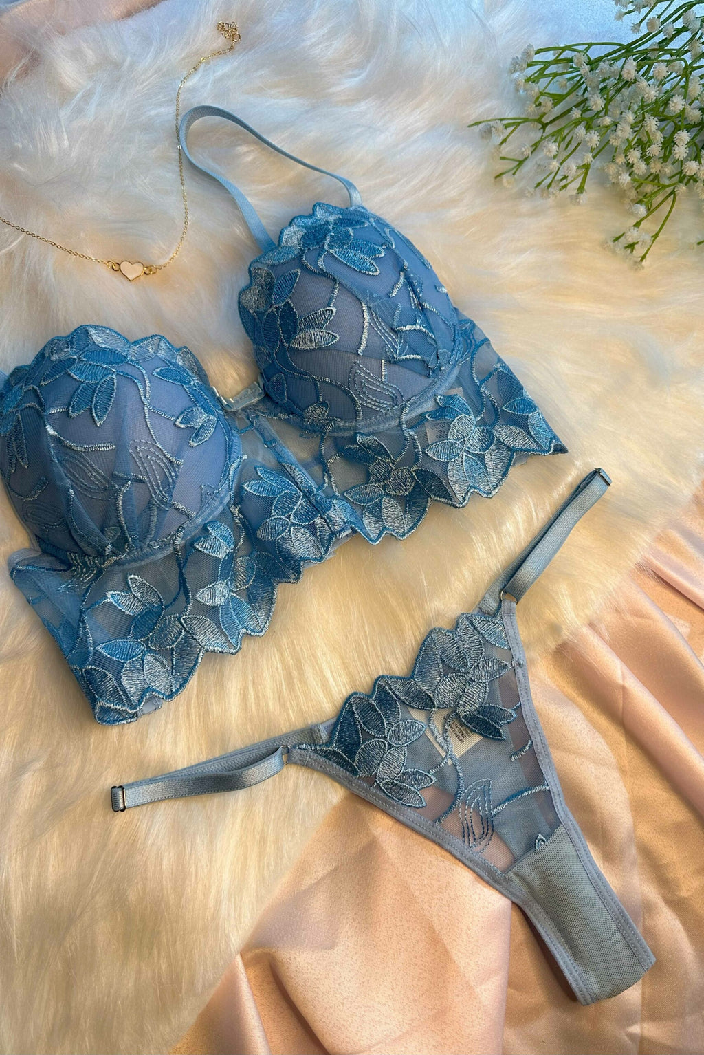 Lingerie Sensual em Tule Bordado em Frozen – Doce Malícia