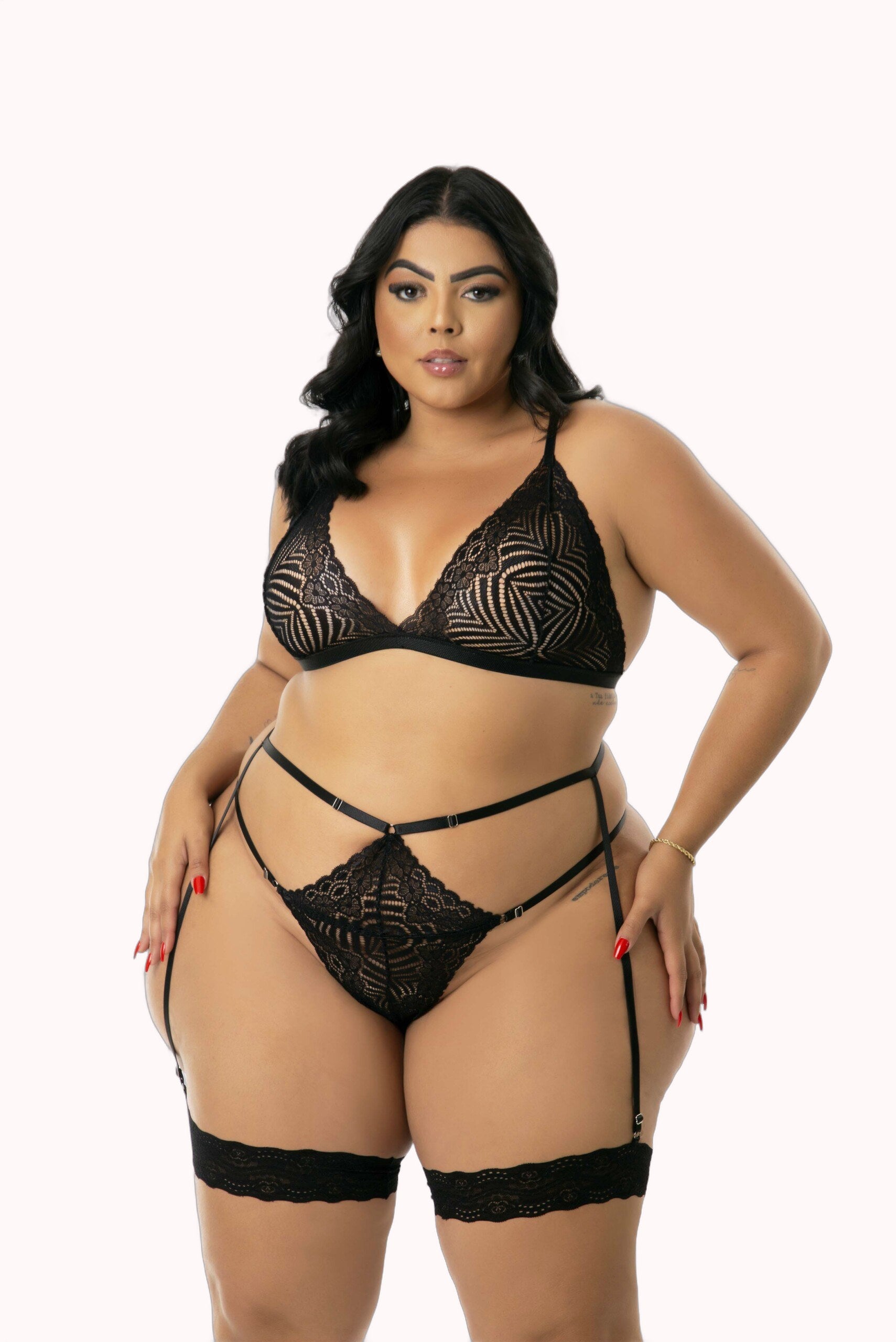 Conjunto Sexy Plus Size em Renda – Doce Malícia