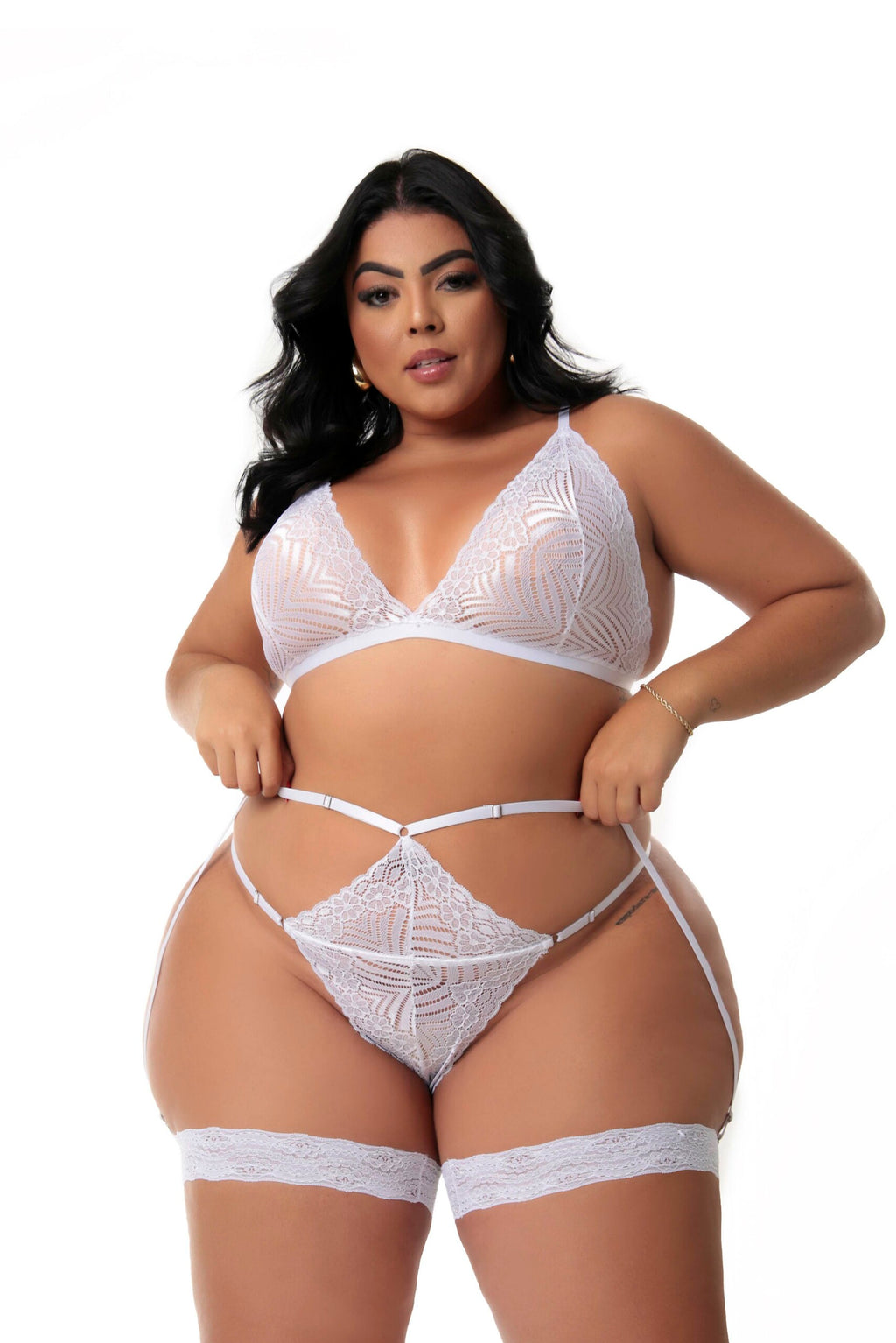 Conjunto Sexy Plus Size em Renda em Branco – Doce Malícia