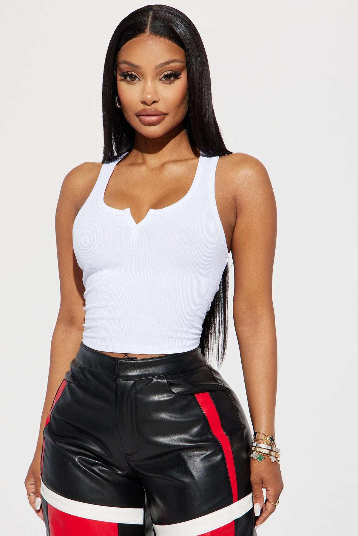 Cropped Feminino Canelado Preto – Doce Malícia