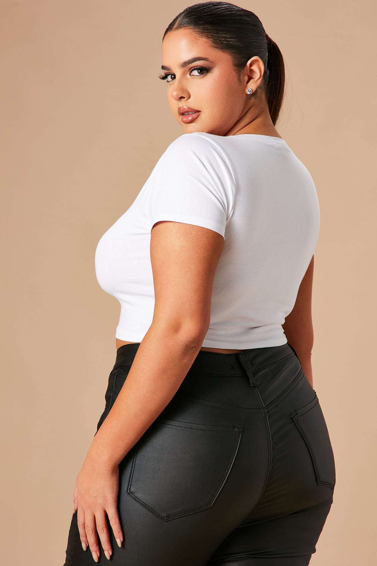 Cropped Feminino Decote V Branco – Doce Malícia