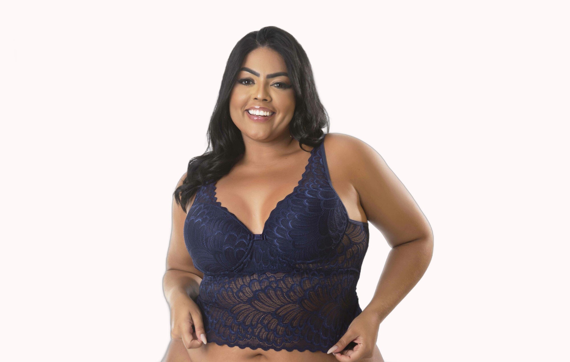 Cropped plus size todo em renda – Doce Malícia