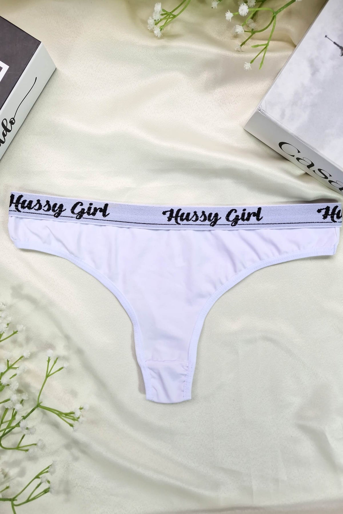 Cueca Feminina em Microfibra em Branco – Doce Malícia
