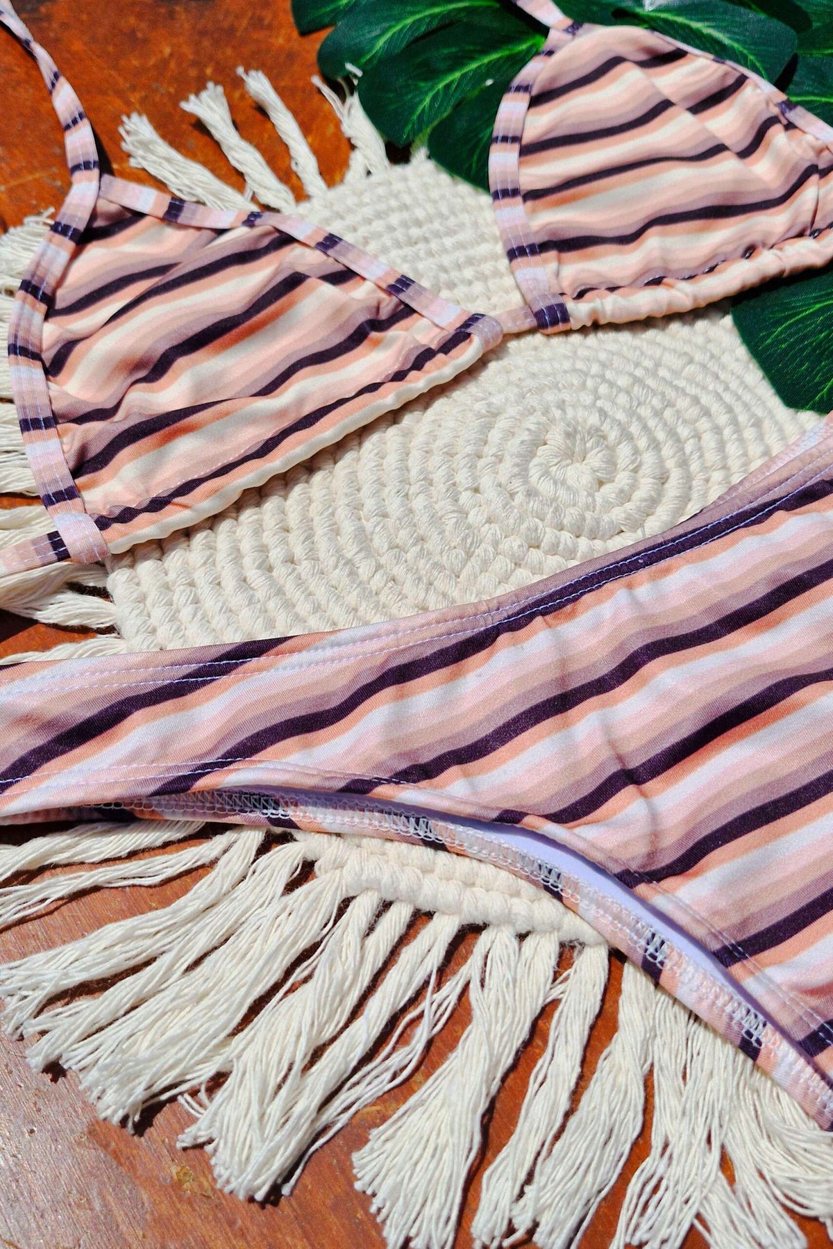 Biquíni Cortininha Estampado em listras variadas – Doce Malícia