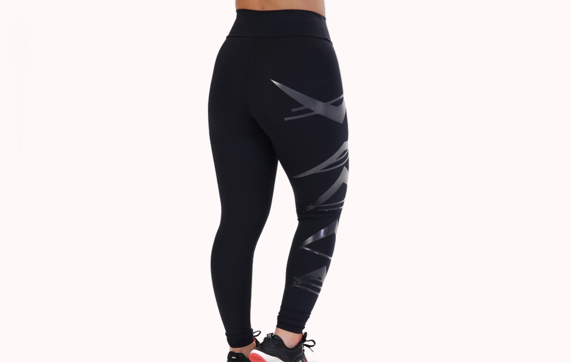 Calça legging preta com brilho – Doce Malícia