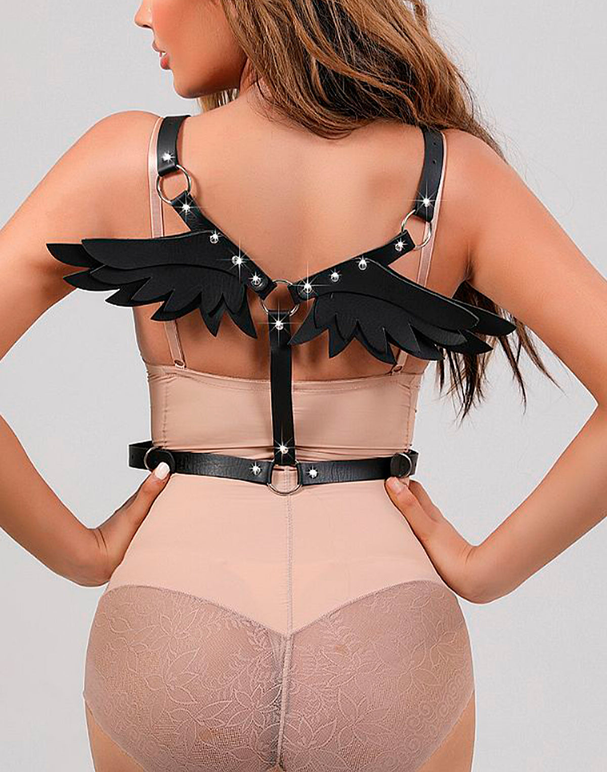 Harness Peitoral com Asas em Quantidade – Doce Malícia