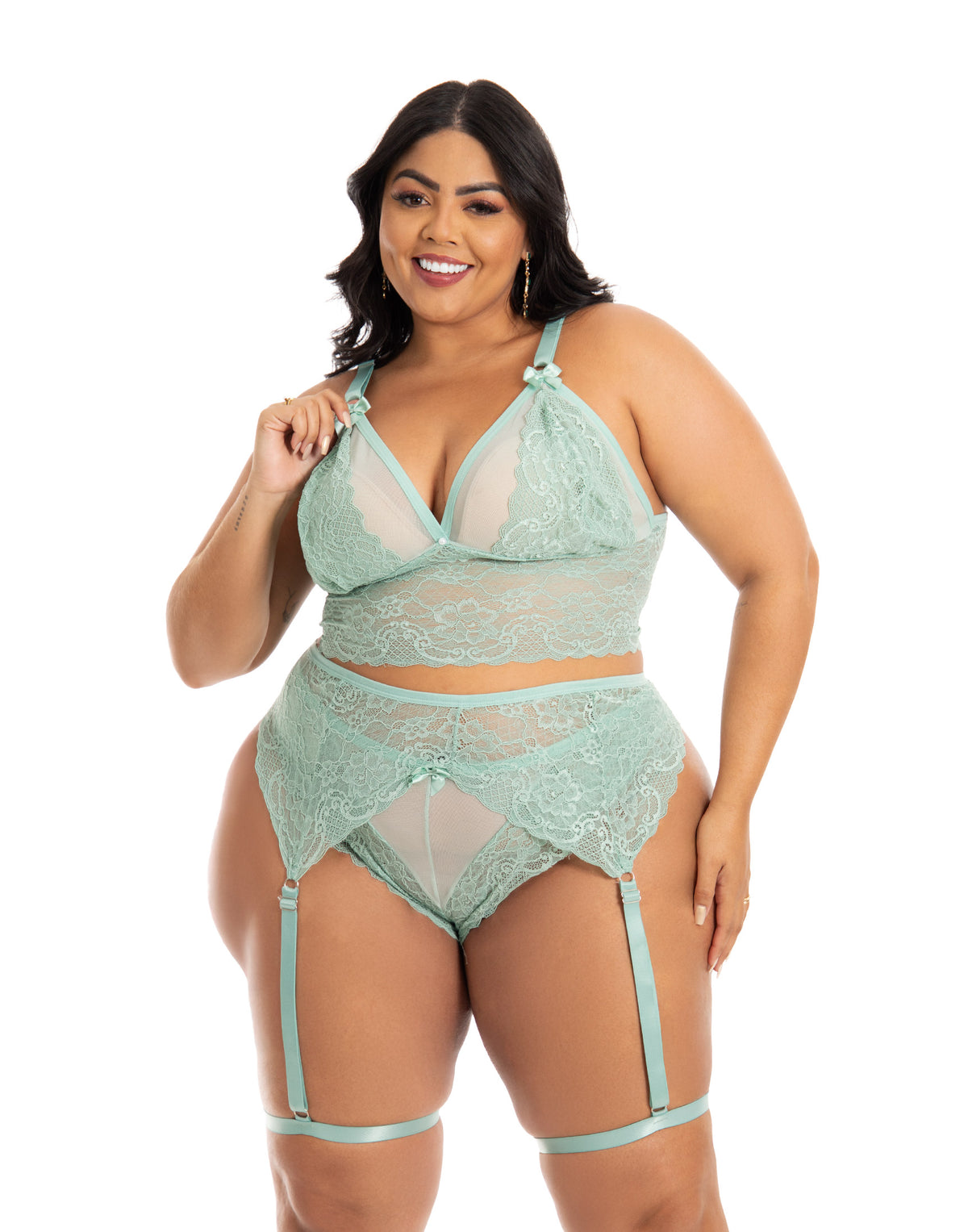 Lingerie Com Cinta Liga Plus Size em Branco – Doce Malícia