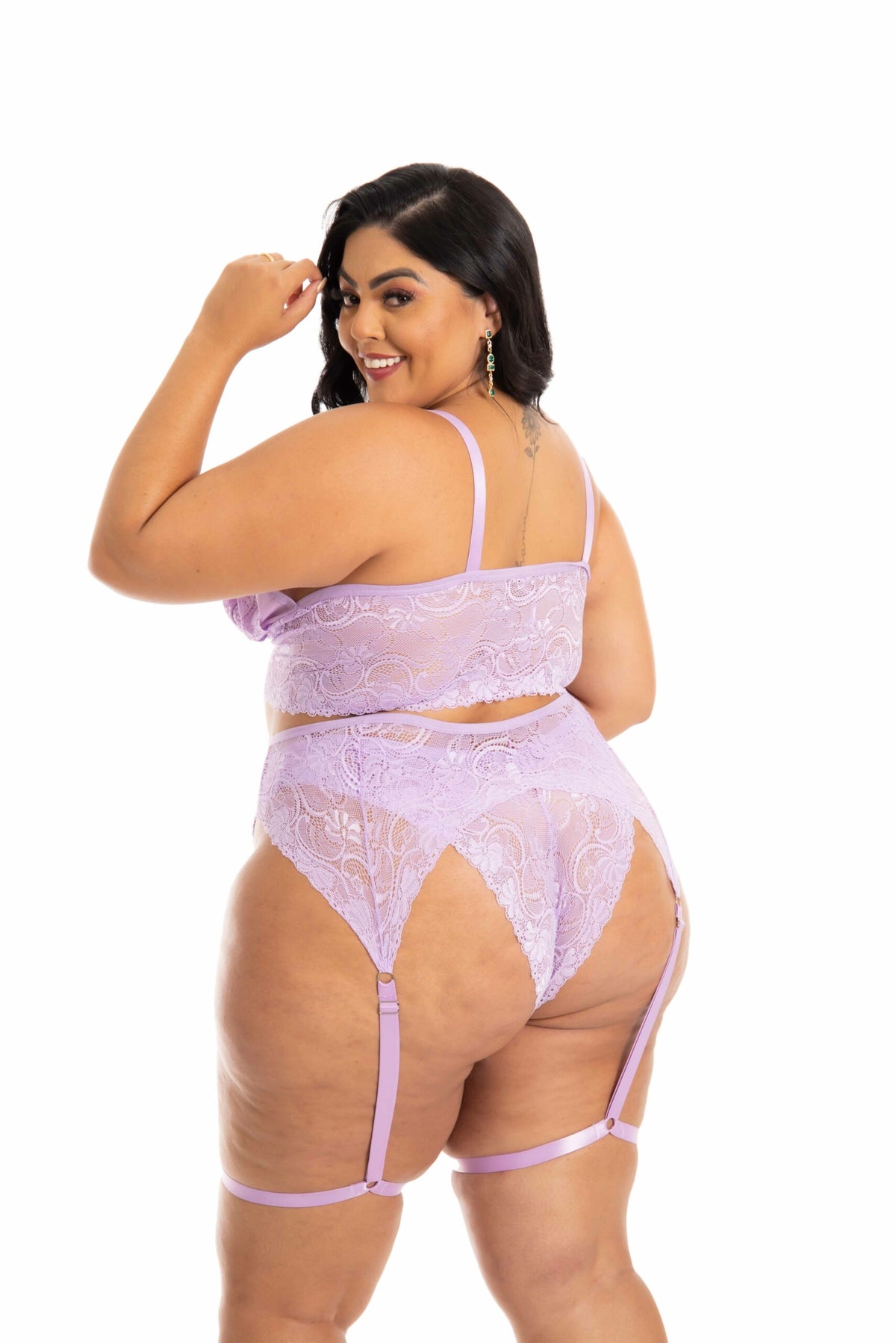 Lingerie Com Cinta Liga Plus Size em Branco – Doce Malícia