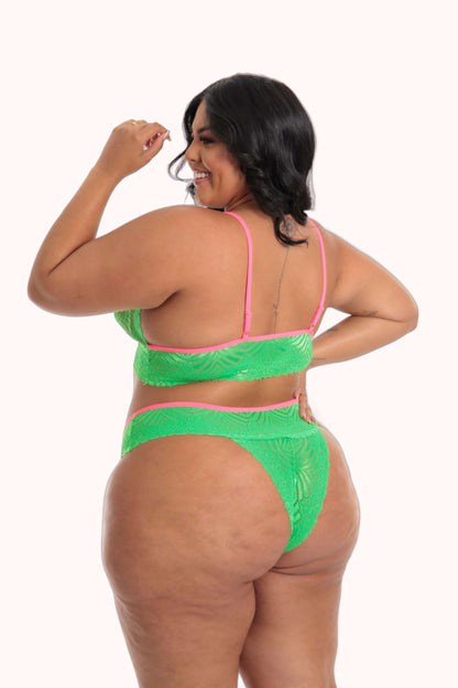 Lingerie Plus Size Neon – Doce Malícia