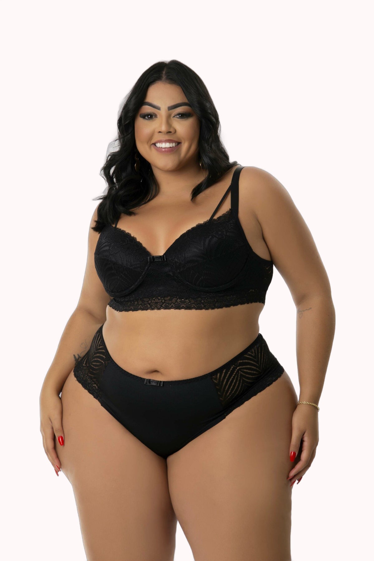 Lingerie Plus Size em Renda – Doce Malícia