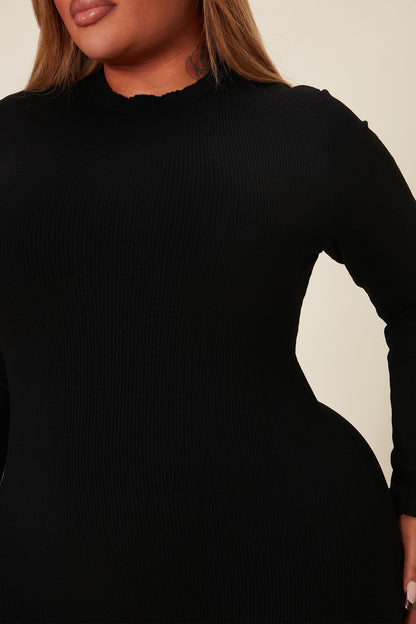 Macacão Feminino Canelado Preto – Doce Malícia