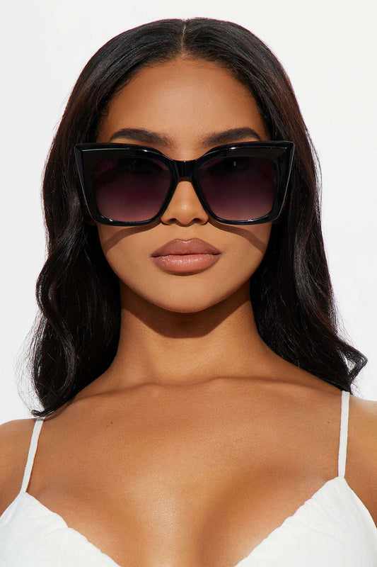 Óculos de Sol Feminino Gatinho Acetato Oversized Preto – Doce Malícia
