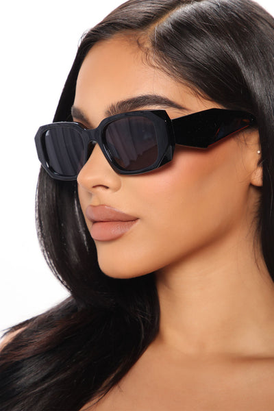 Óculos de Sol Feminino Quadrado Acetato Preto – Doce Malícia