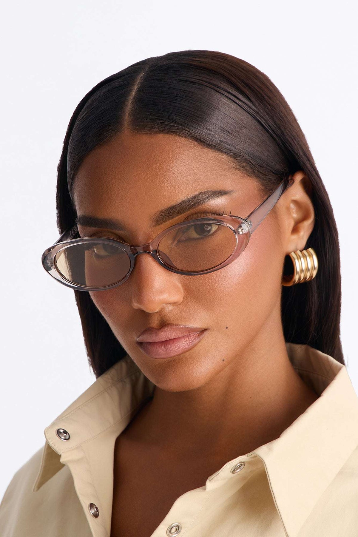 Óculos de Sol Feminino Redondo Acetato Preto – Doce Malícia
