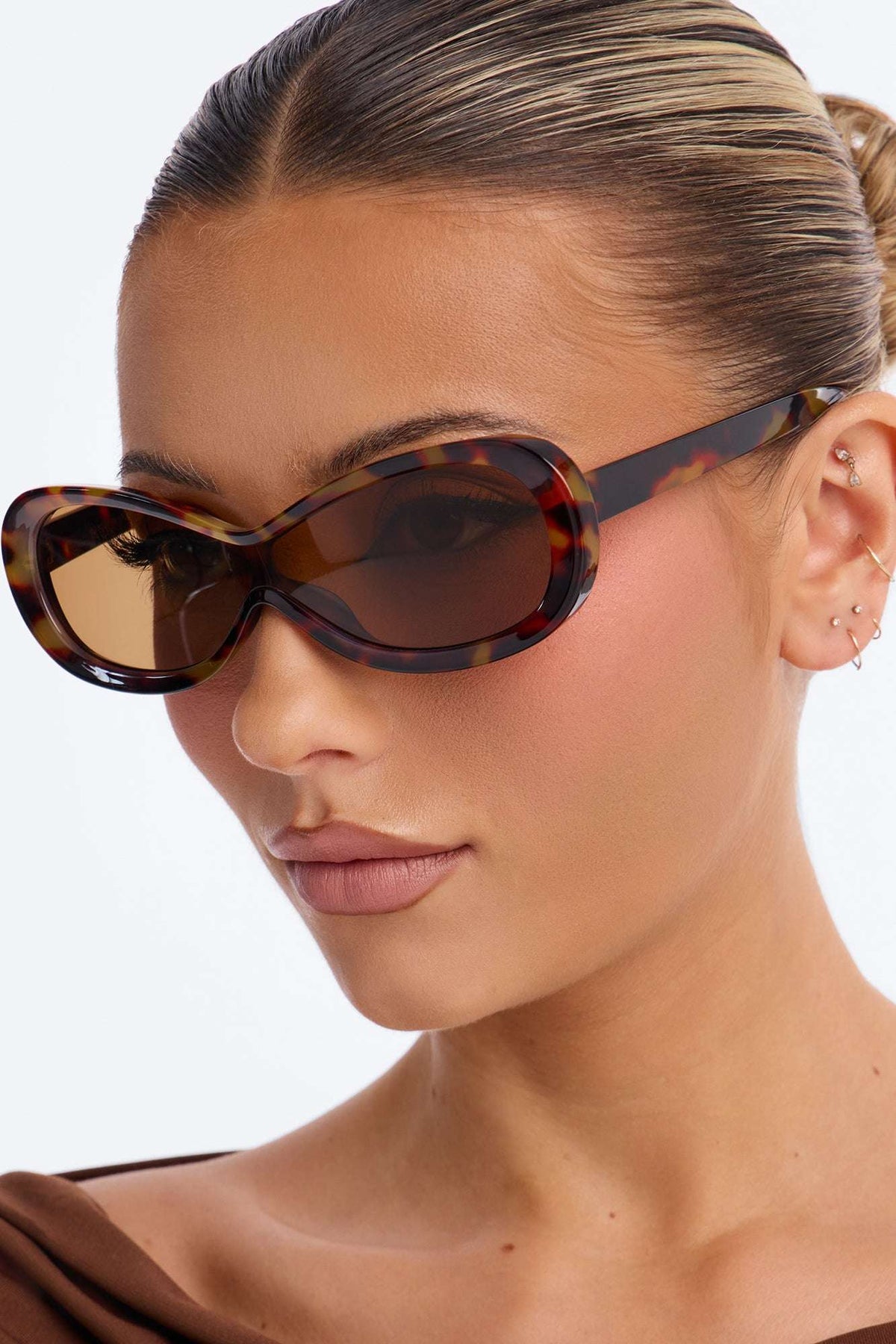 Óculos de Sol Feminino Tartaruga Escudo Acetato Preto – Doce Malícia