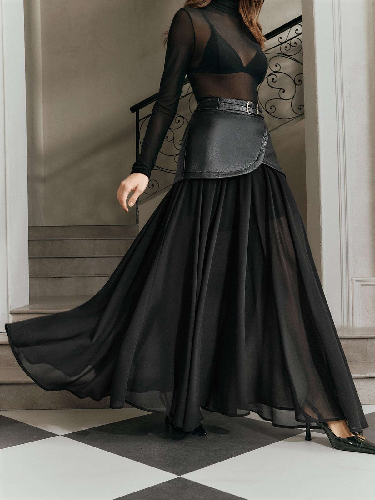 Saia Feminina Cintura Alta Longo Preto – Doce Malícia